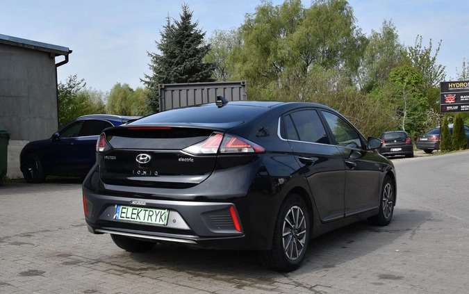 Hyundai IONIQ cena 79900 przebieg: 105009, rok produkcji 2019 z Elbląg małe 781